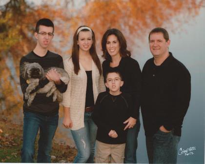 Photo of Theresa Forthofer and her family