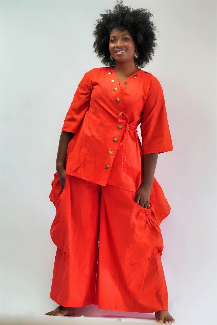 Kiauna with fashion outfit