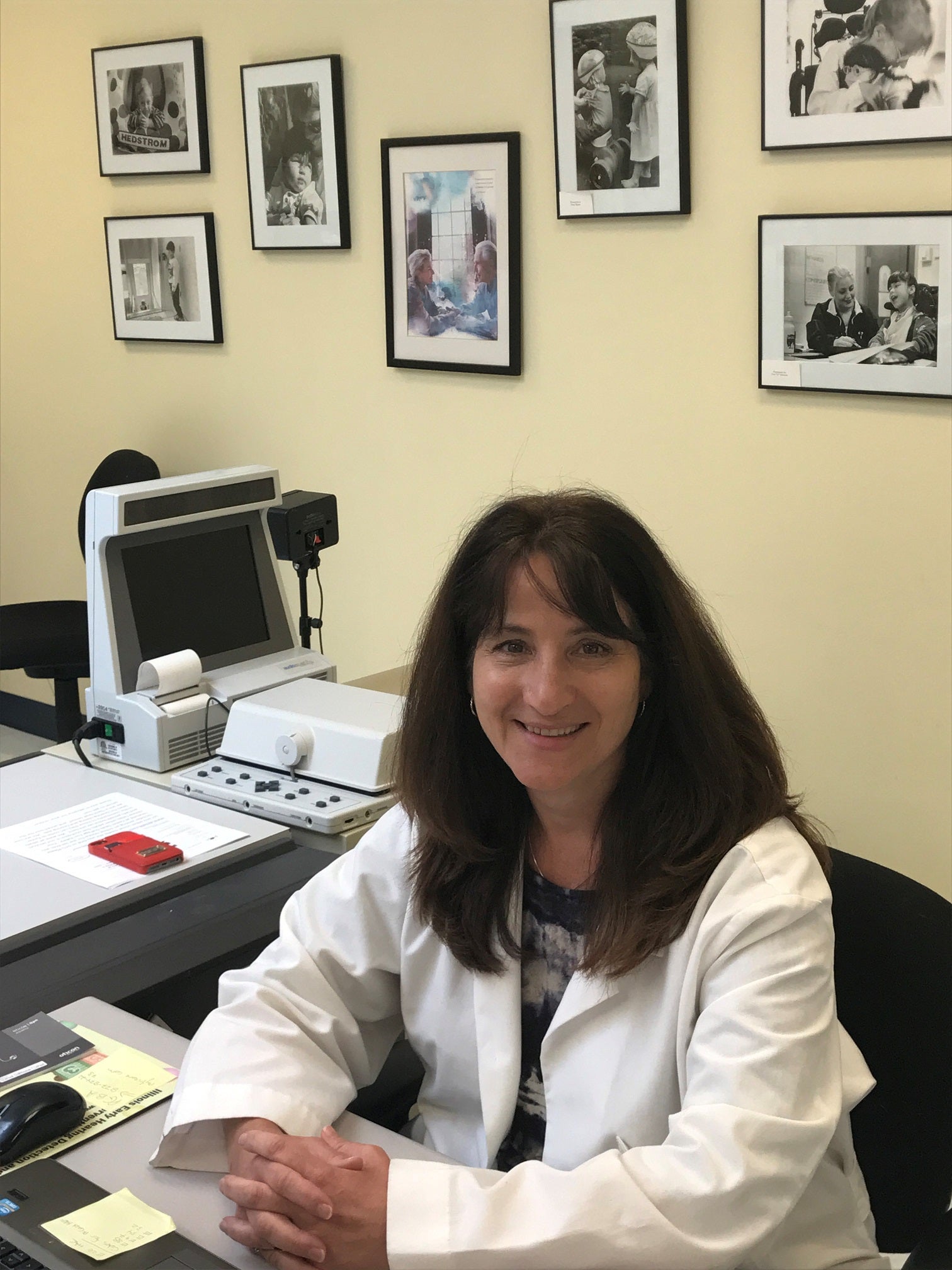 cindy, audiologist in elgin 