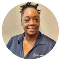 Regina Taylor - Headshot