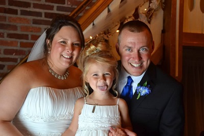 Chad Cunningham and Kindra wedding w/ stepdaughter Lydia