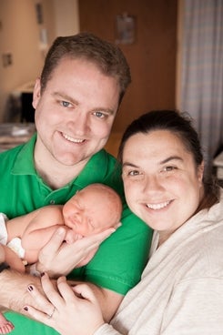 Pike Family with newborn